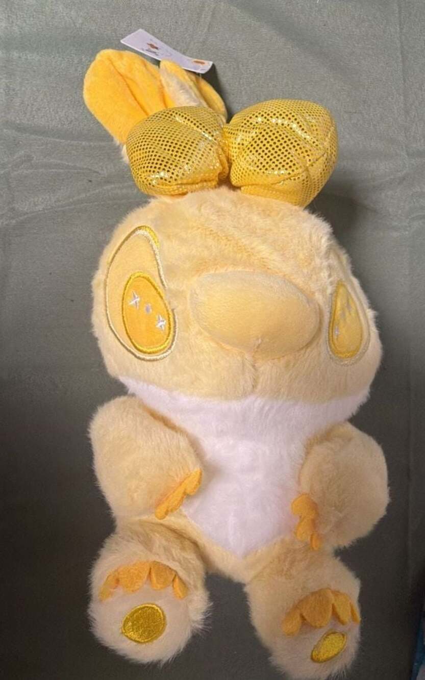 Disney Stitch Lovey Rosey Series Yellow Cosbi Plush Keychain